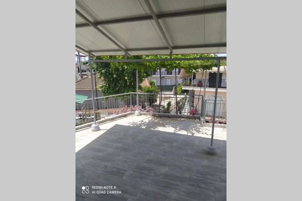 Villa Just Constructed! Gastuni Exterior foto